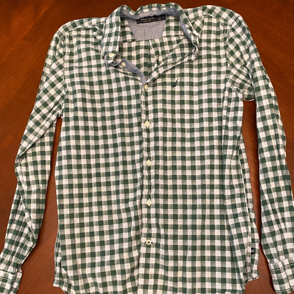 Men’s casual button up